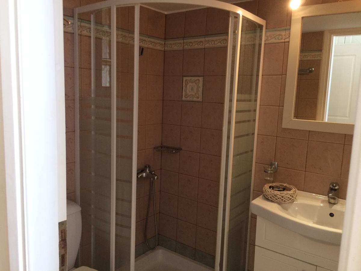 Les Sirenes Kardamili Hotel Eksteriør billede